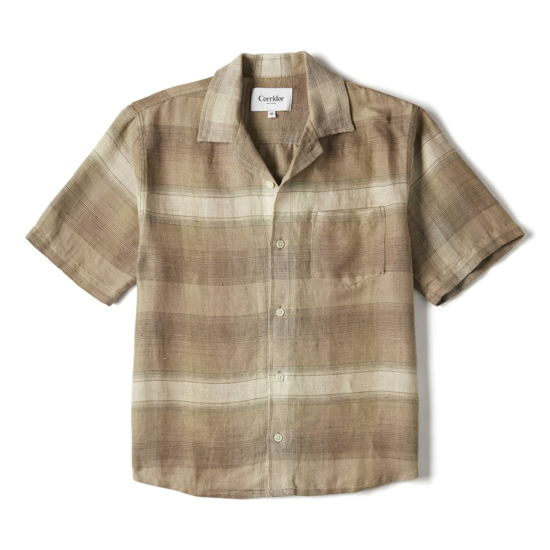 89902_Corridor_Asheville_Linen_Camp_Collar_Short_Sleeve_Shirt_Olive_01_Product_on_White