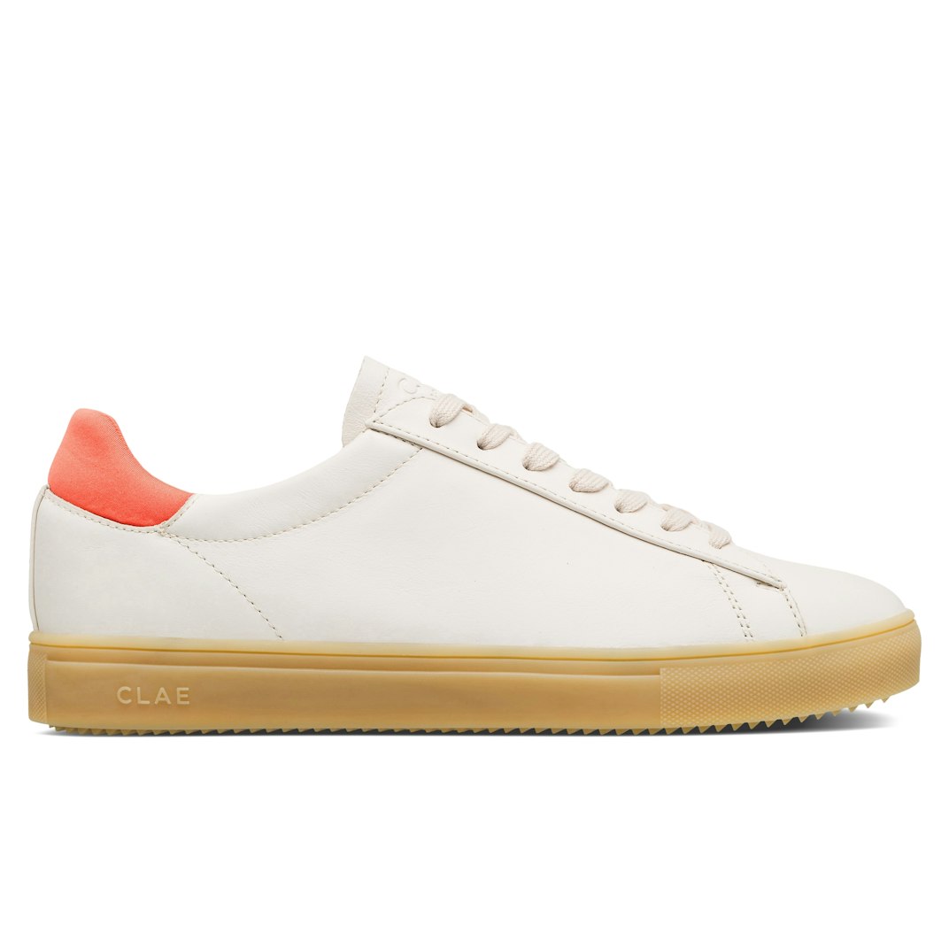 94528_CLAE_Bradley_Leather_Sneaker_Off-WhiteCamelliaLight_Natural_Gum_01_Product_on_White