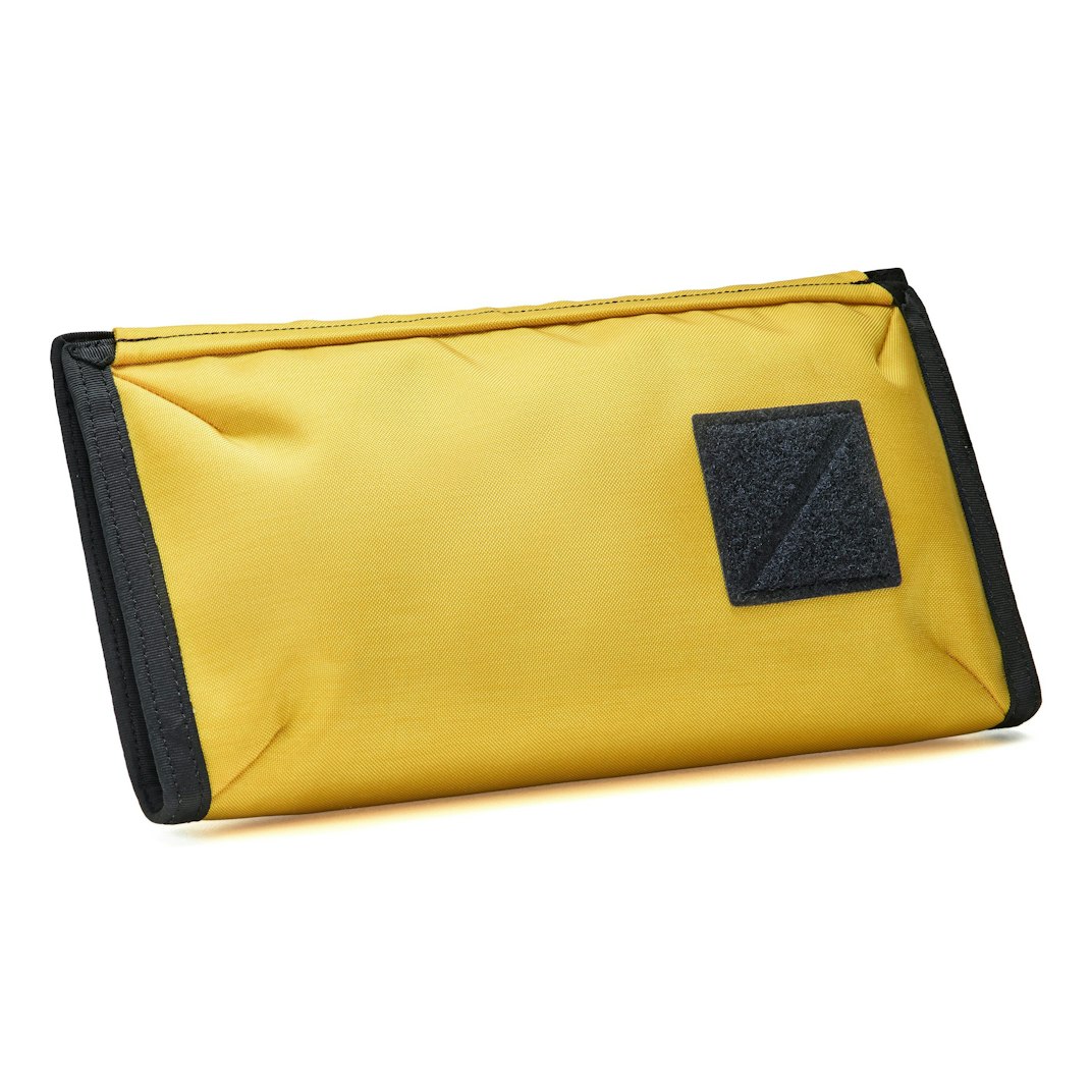 98217_EVERGOODS_Civic_Access_Pouch_1L_Expedition_Yellow_01_Product_on_White